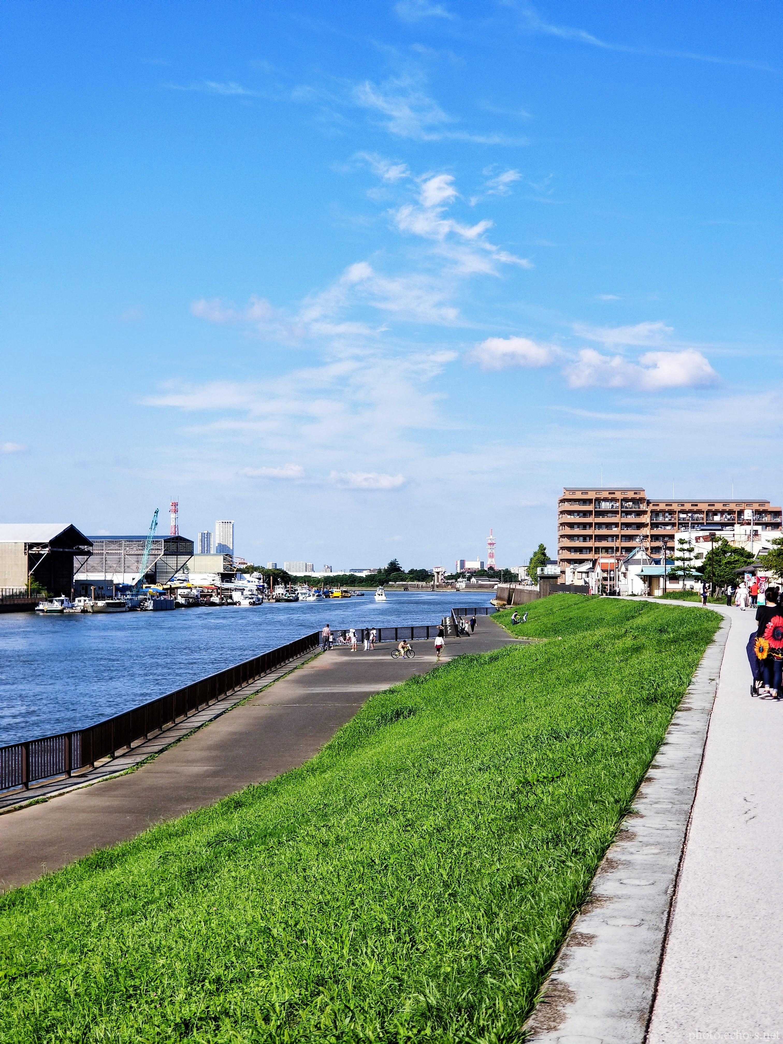 千葉県 市川 常夜灯公園 旧江戸川 青空 風景 響鳴写真館 千葉県 市川 常夜灯公園 旧江戸川 青空 風景 響鳴写真館